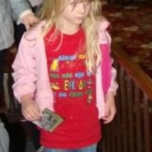 Meet your Posher, Caity lin